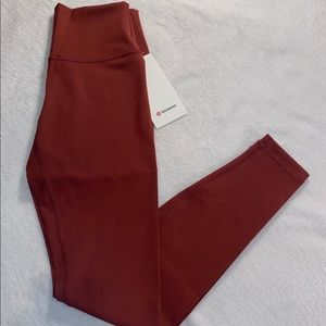 Mulled Wine Wunder Under. 28”. Lululemon
